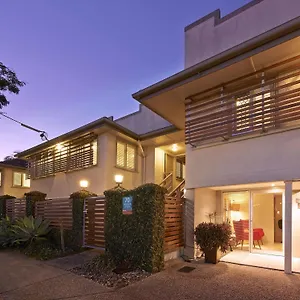 Aparthotel Street Brisbane